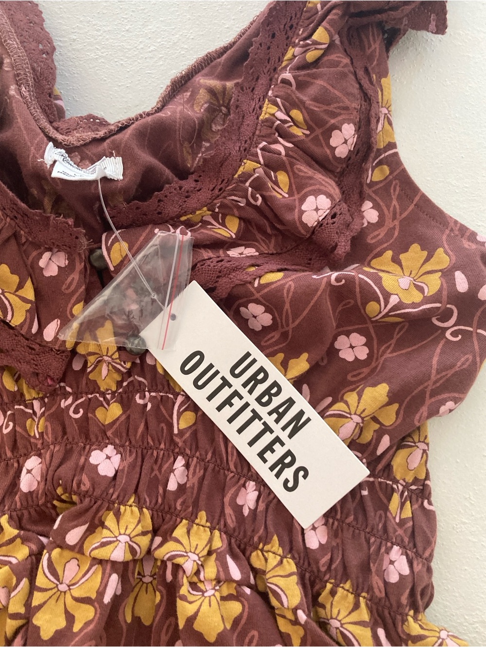 Kimchi Blue Ariel Ruffle Tank Top Brown Floral Boho Blouse Urban Outfitters L - Picture 7 of 16